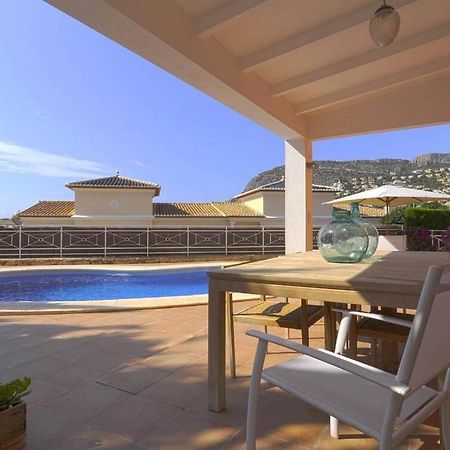Villa Con Piscina Privada Кальпе Экстерьер фото